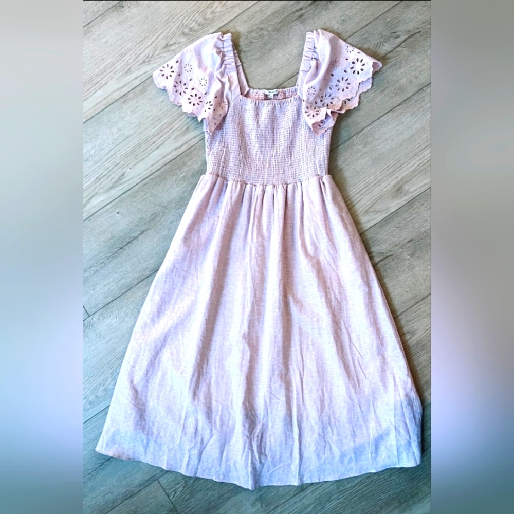 Madewell Linen-Blend Eyelet-Sleeve Lucie Smocked Dress